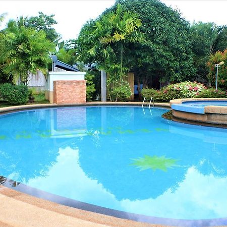 Zen Rooms Veraneante Resort Bohol Panglao Bagian luar foto